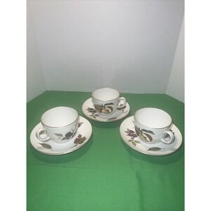 Royal Worcester Evesham Gold Tea Cups and Saucers Set of 3 Fruit Pattern England